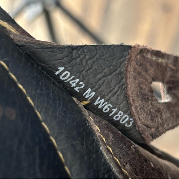 💕 Born Brown Leather Sandals 10 - Picture 10 of 10